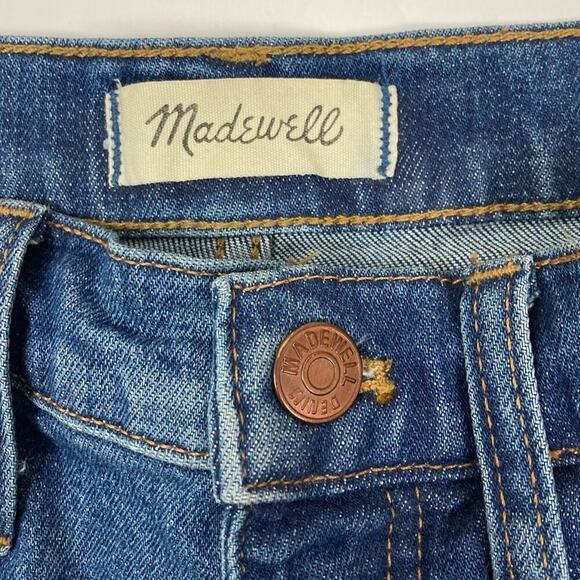 MADEWELL Cutoff High-Rise Denim Jean Shorts in Glenoaks Wash - Picture 6 of 12